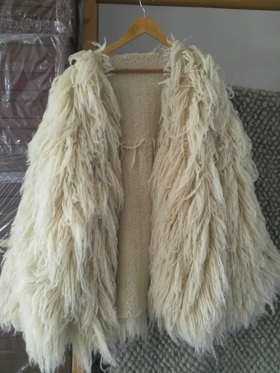 Gunia-kotsovania in white made of finely spun wool-0